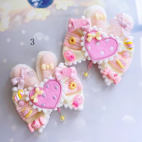 This price is for a pair of brooches only, others are not included. Kawaii Headband, Decora Aesthetic, Decora Accessories, Heart Strawberry, Harajuku Decora, Rainbow Kawaii, Strawberry Bunny, Kawaii Hair Clips, Kawaii Hair