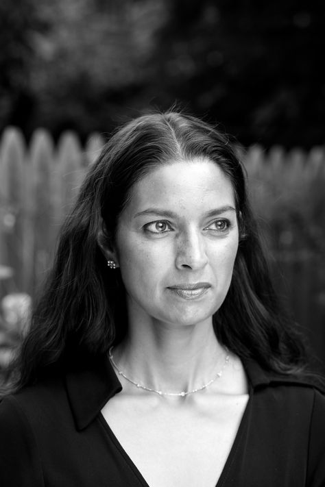 Visual Vocabulary, Jhumpa Lahiri, Bookstore Design, Alice Walker, Women Writers, Language And Literature, Women Artists, On Writing, Writers And Poets