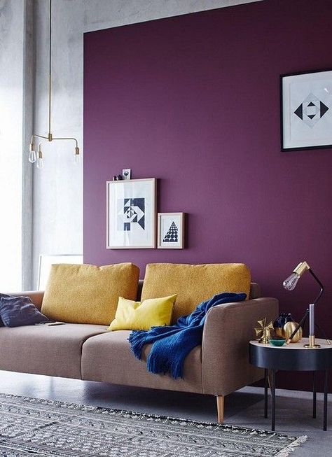 Lilac Living Room, Purple Accent Wall, Purple Accent Walls, Bold Living Room, Purple Living Room, Purple Sofa, Red Living, Sofa Beige, Yellow Pillows