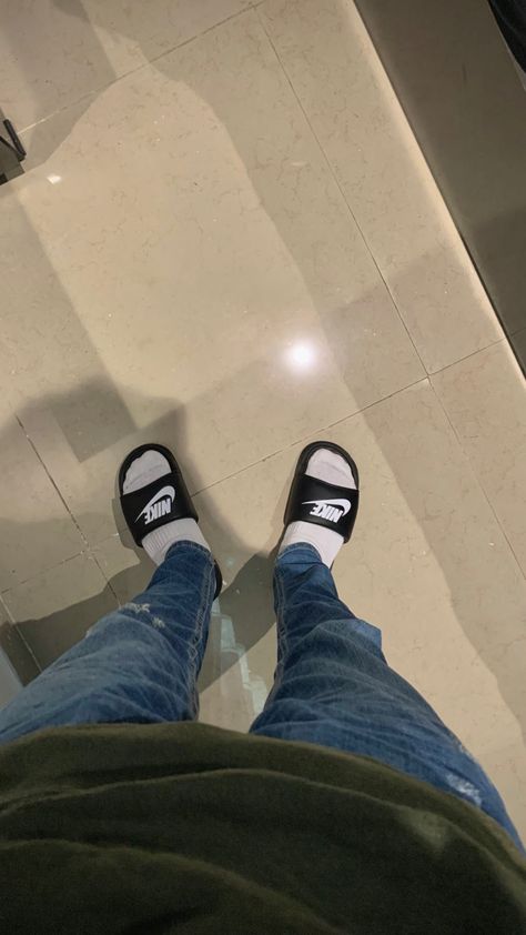 Aesthetic slide view Nike Slides Outfit Men, Nike Sliders, Mc Kevin, Horse Aesthetic, Evil Anime, Art Parody, Boy Images, Mens Slides, Aesthetic Y2k