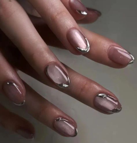 Tan Skin Nails, Chrome Nail Designs, Cute Almond Nails, Glitter Gradient Nails, Crackle Nails, Almond Nail Art, Rainbow Nail Art, Minimalist Nail, Natural Nail Care