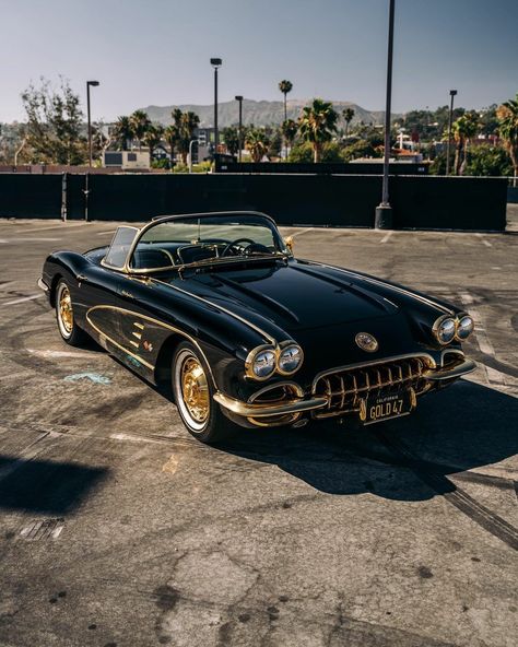 Gold Car, 1957 Chevy, Chevy Chevrolet, Chevy Corvette, Chevrolet Corvette, Old Cars, Sports Cars, Jaguar, Vintage Cars