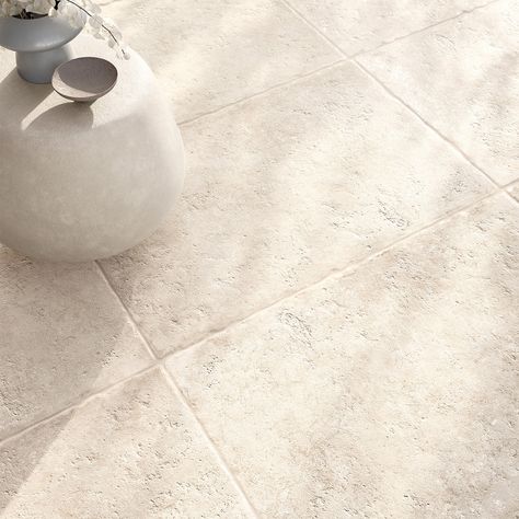 Large Limestone Tile Floor, Stone Like Tiles, Ivory Floor Tiles, Modern Tiles For Living Room Floor, Natural Stone Kitchen Floor, Limestone Bathroom, Porcelain Tile Floor Kitchen, Stone Kitchen Floor, Stone Tiles Kitchen