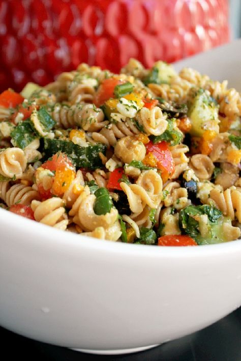 I know everyone is busy shopping and enjoying family but you still gotta eat! My Indian Pasta Salad is the perfect quick snack to have in the refrigerator for your out of town guest who may be tired of Turkey! Pasta salad is something I always keep in my fridge because it’s a great way … Indian Pasta Salad, Curried Pasta Salad, Asian Pasta Salad Recipes, Salads Healthy, Creole Food, Cajun Dishes, Yummy Salads, Easy Pasta Salad Recipe, Cheese Stuffed Chicken