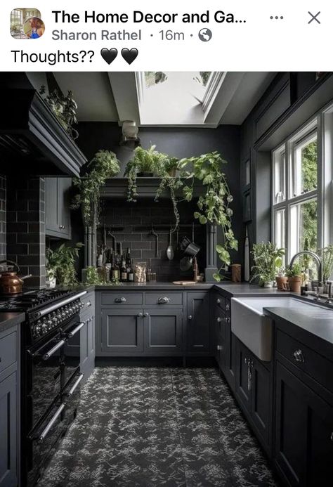 Kitchen Styling Countertops, Dark Academia Kitchen, Goth Kitchen, Moody Kitchen, Witchy Kitchen, Gothic Kitchen, Stylish Interior Design, Dark Home Decor, Goth Home