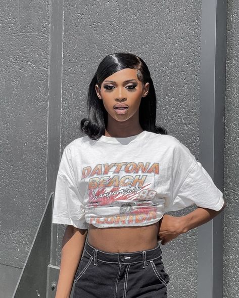 Queer femme boy with a bob black wig , wearing a crop top with makeup, men’s fashion Boys Wearing Makeup, Black Bob Wig, Queer Femme, Bob Black, How To Wear A Wig, Black Bob, Photo Recreation, Good Photo, A Bob