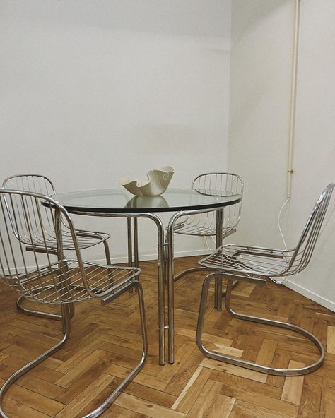 Gastone Rinaldi for Rima, dining table with four chairs . 1970s . #gastonerinaldi #rinaldi #70sinteriors #chrome #chromeinterior #70sfurniture #midcenturymodern #midcentury #designclassic #ulm #mamointeriors #glasstable #diningset 70s Furniture, Future Apartment, Apartment Decor Inspiration, Glass Table, Dining Room Chairs, Midcentury Modern, Dining Set, Apartment Decor, Decor Inspiration