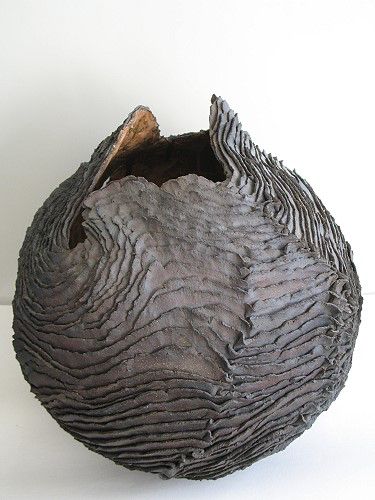 Isabelle LeClercq Organic Ceramics, Ceramic Texture, Sculptures Céramiques, Clay Texture, Keramik Design, Pottery Sculpture, Ceramics Ideas Pottery, Art Clay, Keramik Vase