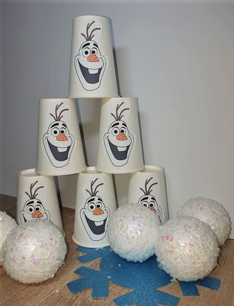 Elsa Party Activities, Frozen Themed Crafts, Elsa Bday Party Ideas, Frozen Party Games For Kids, Frozen Birthday Party Activities, Elsa Party Ideas, Elsa Party Decorations, Diy Frozen Birthday Party, Schnee Party