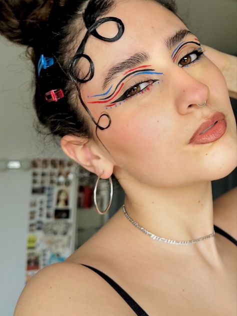 Red White And Blue Eyeliner, Red And Blue Eyeliner, Red And Blue Eye Makeup, Blue And Red Makeup, Red White And Blue Makeup, Camp Makeup, Red Graphic Liner, Blue Eyeliner Looks, Purple Eyeliner