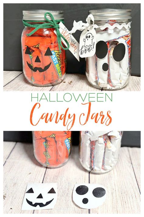 Add vinyl faces to glass jars filled with white or orange candy to make cute little pumpkin and ghost halloween candy jars. Tie a little gift tag for a fun halloween gift idea. Diy Halloween Candy Jar, Boo Grams, Guessing Jar, Halloween Candy Jar, Diy Halloween Candy, Mason Jar Candy, Pumpkin And Ghost, Jar Covers, Orange Candy