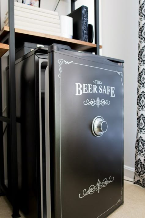 Beer Safe, Fridge Makeover, Ui Ux 디자인, Designer Lifestyle, Ultimate Man Cave, Beer Fridge, Man Cave Basement, Man Cave Home Bar, Bar Fridges