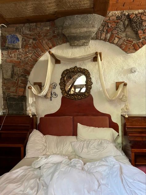 Spanish Tile Bedroom, Basement Room Aesthetic, Canopy Bed Fairy Aesthetic, Fairy Core Canopy Bed, Castle Bedroom Aesthetic Medieval, Medieval Canopy Bed, Medieval Bedroom, 70’s Canopy Bed, Dreamy Room