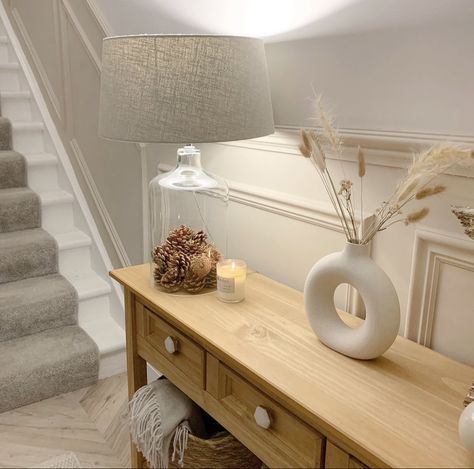 Hallway Ideas Aesthetic, Neutral Entrance Hall, Stair Landing Furniture Ideas, Beige Hallway Decor, Hallway Uk Decorating Ideas, Cream Hallway Ideas Entrance, Hallway Panelling Ideas Modern, Upstairs Panelling, Neutral Hallway Decor