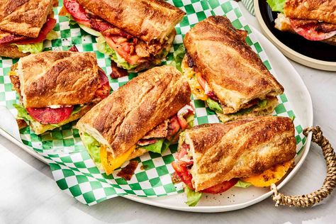 Everybody loves BLTs, and this big-batch recipe is an easy way to feed a crowd. Breakfast Party Foods, Easy Dinner Casseroles, Spicy Corn, Breakfast Party, Tailgate Food, Mexican Rice, Quick Easy Dinner, Food Test, Feeding A Crowd