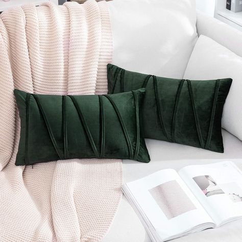 MIULEE Striped Velvet Cushion Cover Soft Solid Decorative Rectangle Pillow Case Throw for Sofa Couch Bedroom with Invisible Zipper 2 Pieces 12"x20" 30x50cm Dark Green Dark Green Pillow, Cushions Bedroom, Outdoor Cushion Covers, Rectangular Pillow Cover, Style Japonais, Nordic Home, Velvet Throw, Sofa Living, Diagonal Stripes