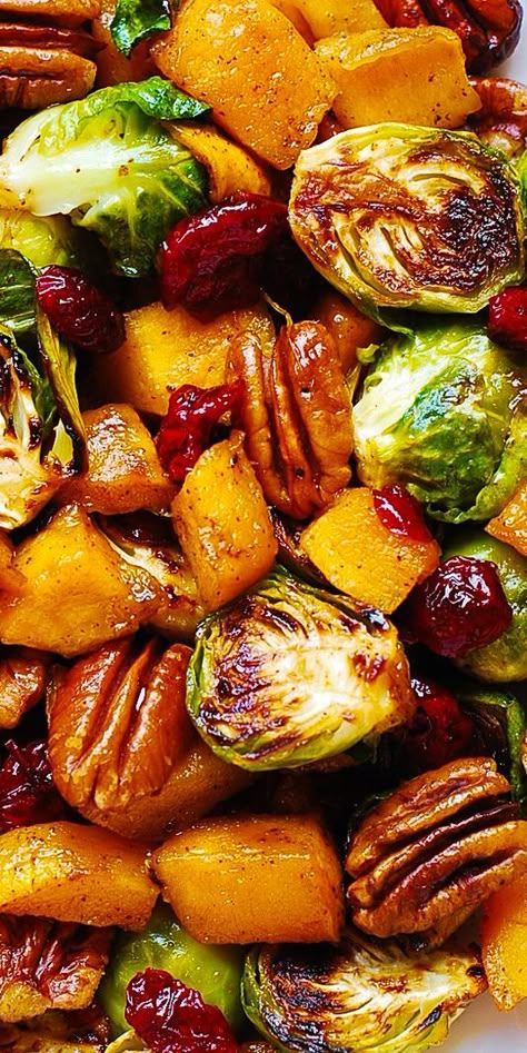 25 Best Thanksgiving Side Dishes That Your Family Will Love Thanksgiving Brussel Sprouts, Brussels Sprouts With Pecans, Butternut Squash And Brussels Sprouts, Thanksgiving Vegetable Sides, Best Thanksgiving Appetizers, Thanksgiving Vegetables, Sweet Potato Casserole Easy, Best Thanksgiving Side Dishes, Thanksgiving Side Dishes Easy