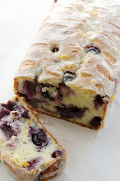 Lemon Yogurt Cake, Lemon Yogurt, Blueberry Bread, Muffin Bread, Yogurt Cake, Blueberry Muffin, Blueberry Recipes, God Mat, Delicious Breakfast Recipes