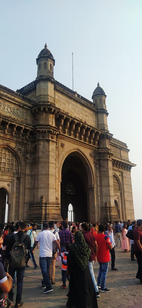 The Gateway of India is an arch-monument built in the early 20th century in the city of Mumbai, also known as Bombay, India. It was erected to commemorate the landing of King-Emperor George V, Gateway Of Mumbai, Gateway Of India Photoshoot, Gate Way Of India Mumbai, Gateway Of India Mumbai, Gateway Of India, Gate Way, India Gate, India Photography, Insta Profile