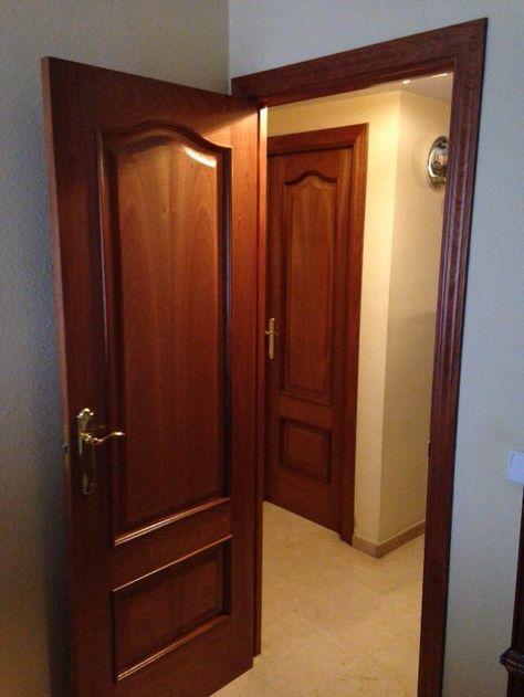 Interior Wood Stain, Solid Interior Doors, Front Door Design Wood, Wooden Main Door, Home Door Design, Wooden Doors Interior, Door Interior, Room Door Design, Wooden Door Design