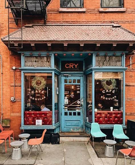 Brooklyn Coffee Shop, Brooklyn Cafe, New York Coffee, Coffee Shop Aesthetic, New York Pictures, Cute Cafe, Shop Fronts, New York Apartment, Shop Front