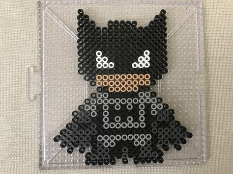 Batman Perler Bead Design Batman Pearl Beads, Batman Melty Beads, Batman Perler Bead Patterns, Batman Perler Beads, Hama Beads Christmas, Melt Beads Patterns, Melty Bead Patterns, Pearl Beads Pattern, Easy Perler Beads Ideas