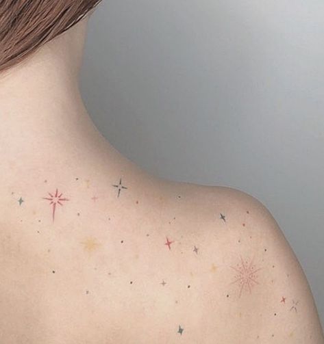 Doodle Tattoo Colorful, Magic Sparkle Tattoo, Gold Star Tattoo, Small Pastel Tattoo, Cute Planet Tattoo, Scattered Stars Tattoo, Dainty Sparkle Tattoo, Fun Little Tattoos, Back Star Tattoos