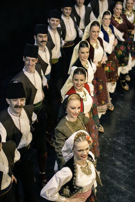 Serbian Folklore, Kosovo I Metohija, Serbian Clothing, Serbian Women, Jelena Jankovic, European Costumes, Slavic Folklore, World Dance, Serbia And Montenegro