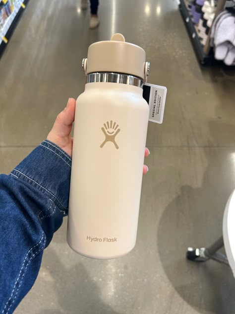 hydroflask, hydroflask aesthetic, hydroflask tumbler, hydroflask aesthetic beige, cute hydroflask, hydroflask colors, beige, beige aesthetic, beige wallpaper, beige background, a beige aesthetic, whole foods, whole foods aesthetic, that girl, that girl routine, that girl aesthetic, health, wellness, hydrated aesthetic, that girl affirmations, that girl morning routine Hydroflask Tumblr, Beige Hydroflask, Beige Water Bottle, Hydrated Aesthetic, Tumbler Hydroflask, Whole Foods Aesthetic, Cute Hydroflask, Aesthetic Hydroflask, Hydroflask Aesthetic