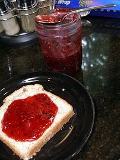 Razzleberry Jam, Pampered Chef Chopper, Razzleberry Pie, Canning Jam Recipes, Easy Jam, Canning Jam, Pampered Chef Recipes, Root Cellar, Jam And Jelly