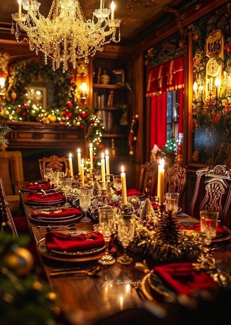 Santa's House, Royal Christmas, Christmas Dinner Party, Winter Cottage, Christmas Interiors, Christmas Porch Decor, Christmas Inspo, Christmas Room, Christmas Tablescapes