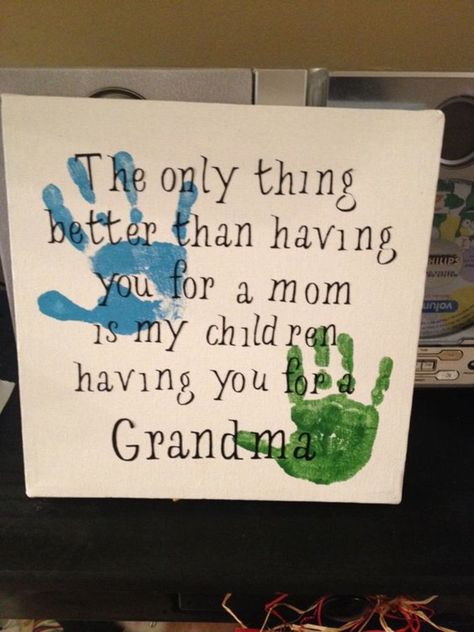 Mothers Day Crafts For Grandma, Crafts For Grandma, Cute Canvas Art, Craft Paper Flowers, Grandma Diy, Diy Gifts For Grandma, Easy Preschool Crafts, Grandma Crafts, Diy Gifts For Mothers