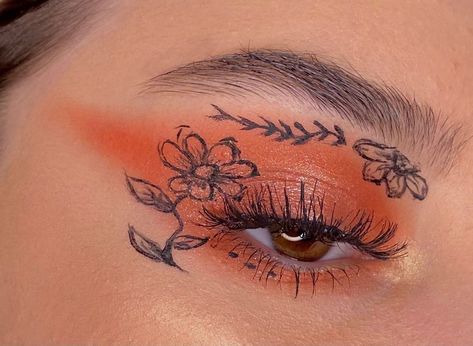 Ortiola✨ on Instagram: “🌺 . . . . #makeup #makeuptutorial #makeupartist #makeuplooks #makeuplover #makeupaddict #flowers #liner #graphicliner #blackliner #eye…” Flower Eyeliner, Hippie Makeup, Eyeliner Designs, Flower Makeup, Graphic Liner, Black Liner, Instagram Makeup, Flower Graphic, Eyes Makeup