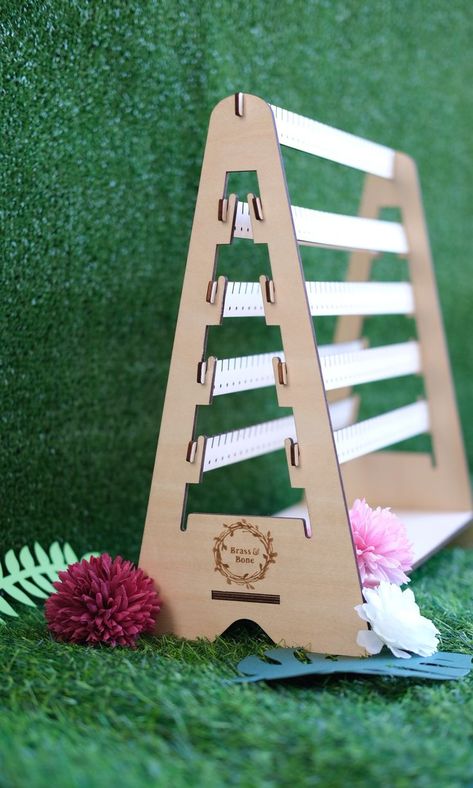 Sticker Organizer, Sticker Display, Diy Projects Wood, Earrings Storage, Sticker Board, Earring Shapes, Diy Wood Crafts, Display Retail, Sticker Organization