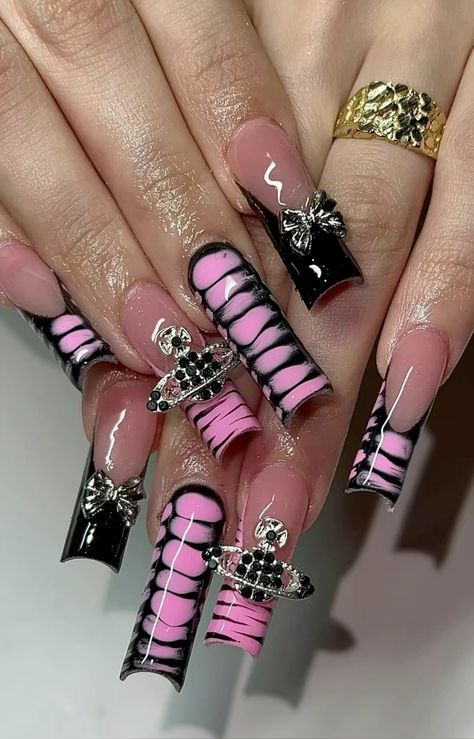 Black And Pink Baddie Nails, Black Pink And Silver Nails, Pink Black And Silver Nails, Black And Pink Acrylics, Pink N Black Nails, Pink And Black French Tip Nails, Pink And Black Nails Acrylic, Acrylic Nail Designs Square, Long Square Nails Ideas