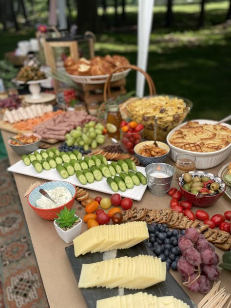 Backyard Bridal Shower Picnic Backyard Garden Bridal Shower Ideas, Backyard Bridal Party, Outdoors Bridal Shower Ideas, Picnic Theme Luncheon, Backyard Bridal Shower Set Up, Backyard Brunch Bridal Shower Ideas, Bridal Shower Picnic Decor, Bridal Shower Ideas Not Games, Picnic Shower Ideas