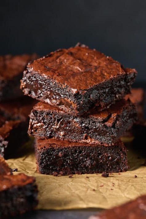 Semi Sweet Chocolate Recipes, Paula Deen Brownies, Brownies Without Chocolate Chips, Best Brownie Recipes, Best Chocolate Brownie Recipe, Chocolate Waterfall, Date Brownies, Cookie Bars Easy, Homemade Brownie