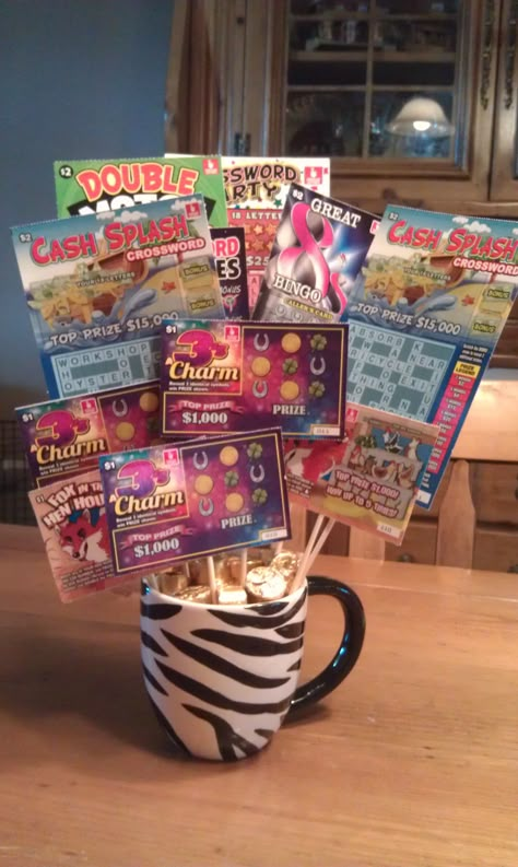 Scratch ticket bouquet Scratchie Gift Ideas, Scratchers Bouquet Lottery Tickets, Lotto Ticket Bouquet, Scratch Card Gift Ideas, Scratch Ticket Bouquet, Ticket Gift Ideas, Lottery Ticket Bouquet, Lottery Ticket Gift, Diy Christmas Gifts For Boyfriend