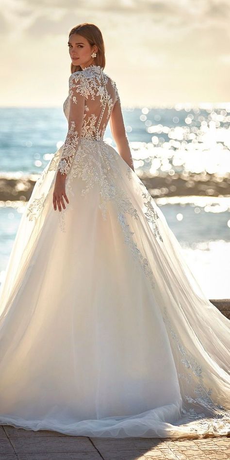 18 Lace Ball Gown Wedding Dresses You Love :heart: lace ball gown wedding dresses tattoo effect back patric :heart: #weddingdresses Bridal Dresses Ball Gown, Lace Back Wedding Dress, Wedding Dresses Lace Ballgown, Elegant Bridal Gown, High Neck Wedding Dress, Wedding Dress Guide, Stylish Wedding Dresses, Lace Ball Gowns, Back Wedding Dress