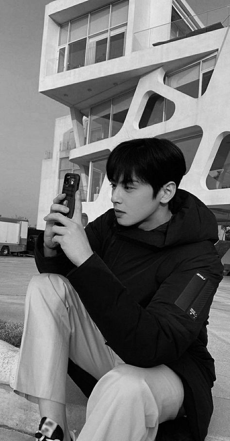 Chaeunwoo Wallpaper, Cha Eun Woo Boyfriend Material, Man Moment, Danger Girl, Kang Ho Song, Book Photography Instagram, Astro Wallpaper, Eunwoo Astro, Cha Eun Woo Astro