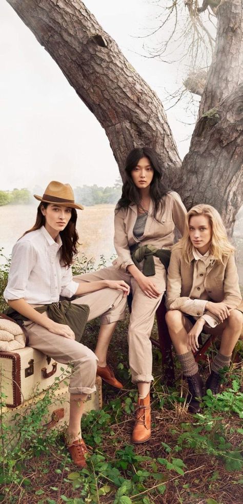 Safari Fashion Women, Safari Outfit Women, Moda Safari, Jungle Outfit, Safari Costume, Trekking Outfit, Safari Outfit, Safari Outfits, Safari Chic