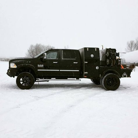 Welding Rig Setups, Welding Rig Trucks, Flatbed Build, Weld Rig, Utility Truck Beds, Pipeline Welding, Welding Trucks, Welding Beds, Welding Rig