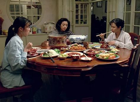 Eat Drink Man Woman Movie, Movies About Food, Eat Drink Man Woman, Jiro Dreams Of Sushi, Cinema Stills, Cooking Movies, Ang Lee, Sunday Lunch, Chinese Movies