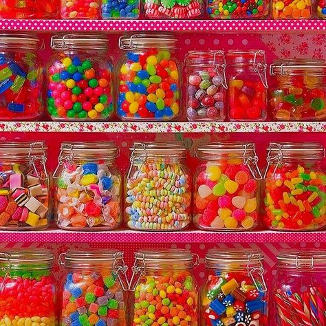 Candy Store Design, Food Competition, Candy Room, Candy Pictures, Candy Themed Party, Junk Food Snacks, Candy Recipes Homemade, Ice Cream Candy, Rainbow Candy