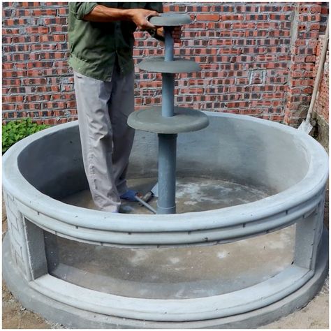 MetDaan DIY - How to make a concrete fountain!⛲ How To Build A Fountain, Diy Large Outdoor Fountain, Diy Concrete Fountain Ideas, Hypertufa Fountain Diy, Diy Concrete Water Fountain, How To Make A Fountain From A Pot, Concrete Fountain Diy, Make A Fountain From A Pot, Concrete Leaf Fountain