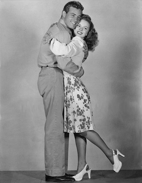 Guy Madison & Shirley Temple Guy Madison, Shirley Temple Black, Old Fashioned Love, Classic Movie Stars, Old Hollywood Stars, Child Actresses, Actrices Hollywood, Black White Photography, Shirley Temple