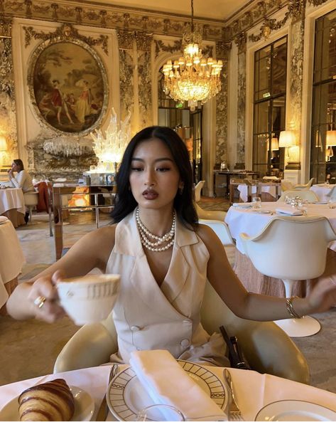 Crazy Rich Asians Outfits, Insta Poses Ideas, 30 Flirty And Thriving, Outfit Ideas December, Old Money Classy, Paris Tea, Alain Ducasse, Beautiful Photoshoot Ideas, Luxury Lifestyle Women