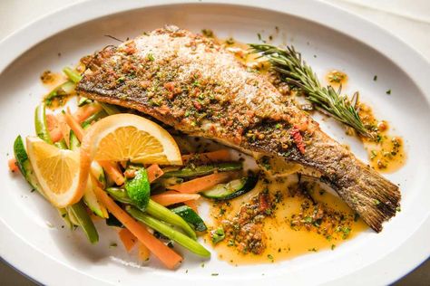 Branzino Fish, Fish Sides, Best Sides, Raw Shrimp, Oven Vegetables, Sauteed Green Beans, Delicious Seafood Recipes, Seafood Recipes Healthy, Seafood Stew