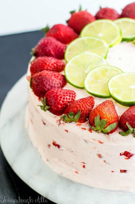 Lime Cake Recipe, Strawberry Glaze, Lime Cake, Strawberry Lime, Pound Cake With Strawberries, Strawberry Cakes, Yummy Desserts, Perfect Cake, Pound Cake