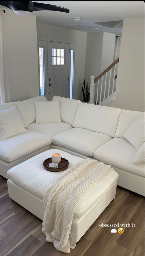 Couch And Ottoman Ideas, Ottoman Decor Living Room, Ottoman Tray Decor Ideas, Cloud Sofa Living Rooms, Cloud Couch Living Room, Office Beige, Cloud Couch, Bedroom Ideas For Small Rooms Cozy, Furniture For Living Room